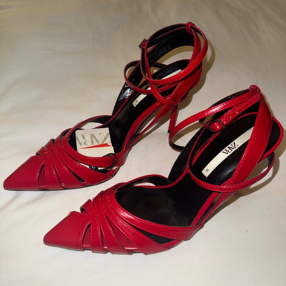 Zara Women's Red Strappy Heels